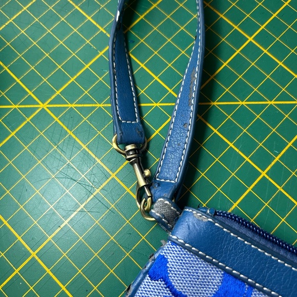 Vintage Coach Blue monogram logo clutch pouch - Picture 4 of 16
